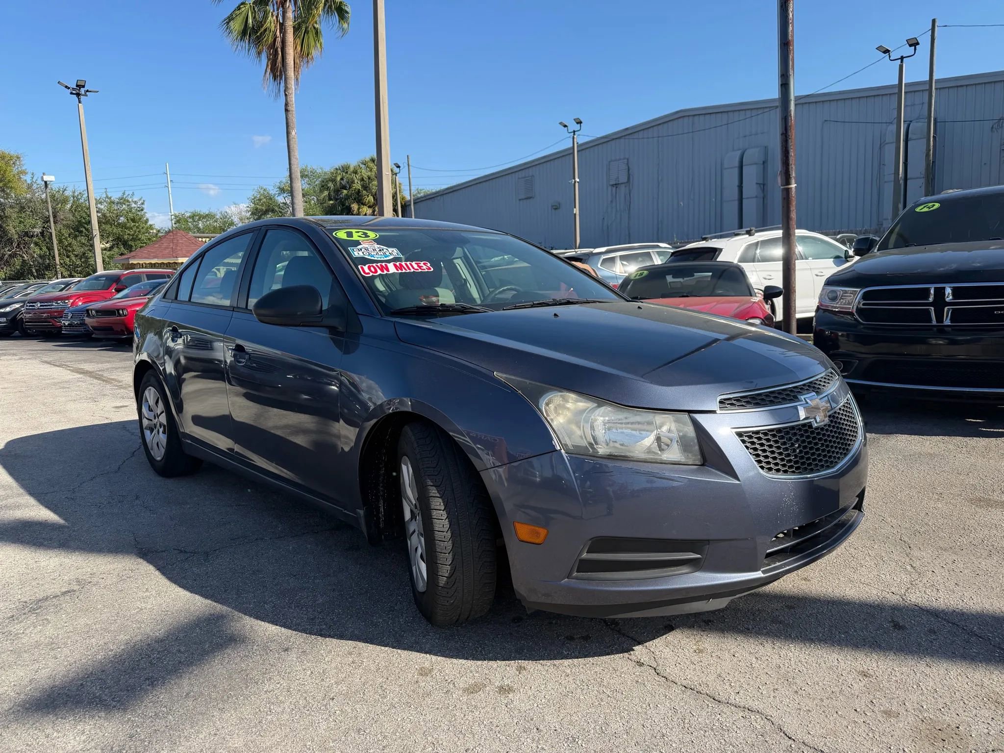Used 2013 Chevrolet Cruze LS image 3