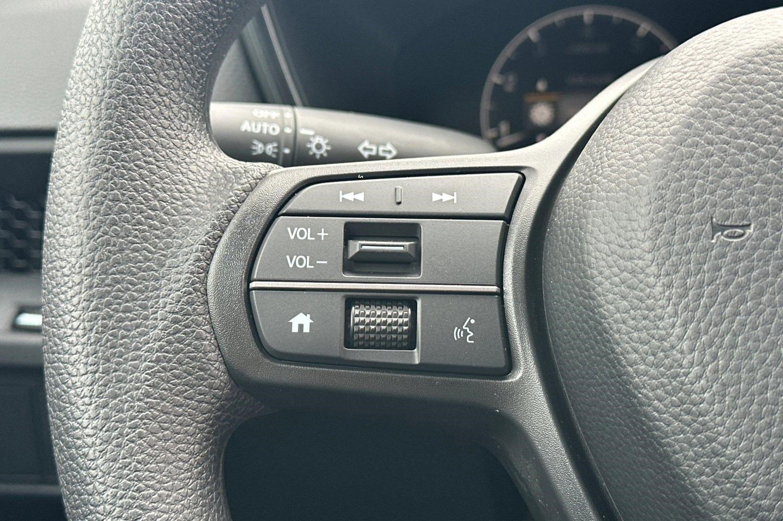 Used 2026 Honda CR-V EX image 17