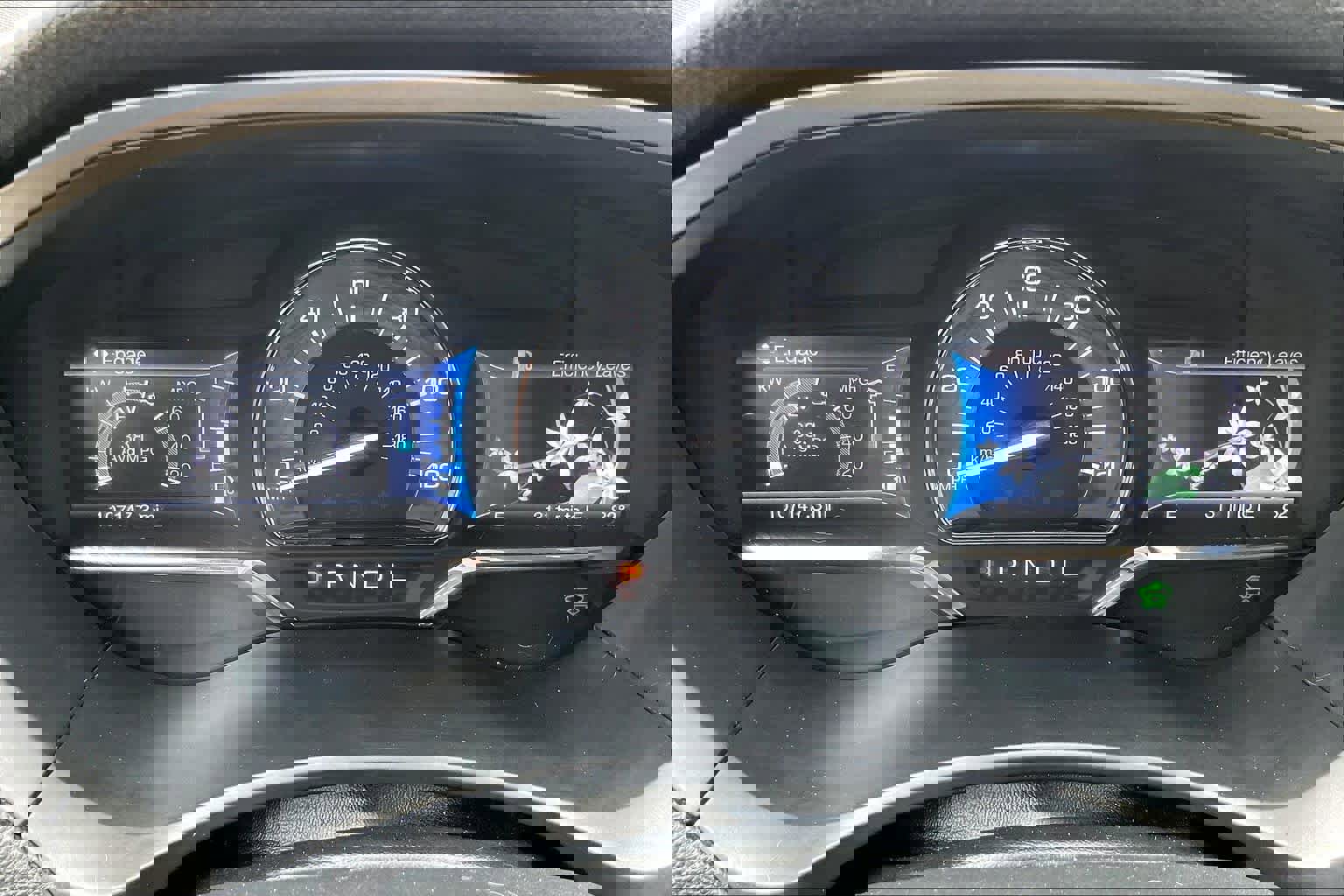 Used 2016 Lincoln MKZ Hybrid w/ Equipment Group 500A Select FWD image 26