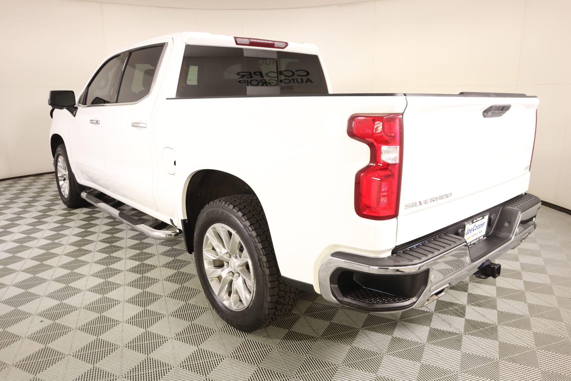 Used 2022 Chevrolet Silverado 1500 LTZ w/ Z71 Off-Road Package image 21