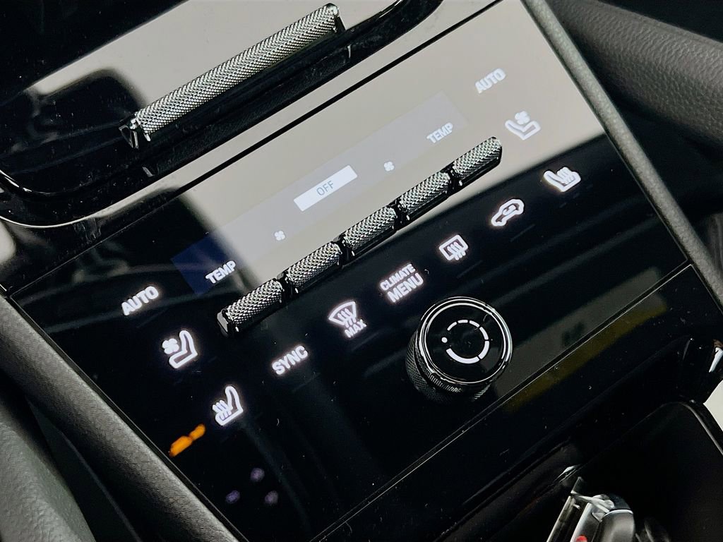 New 2026 Porsche Cayenne Base image 18