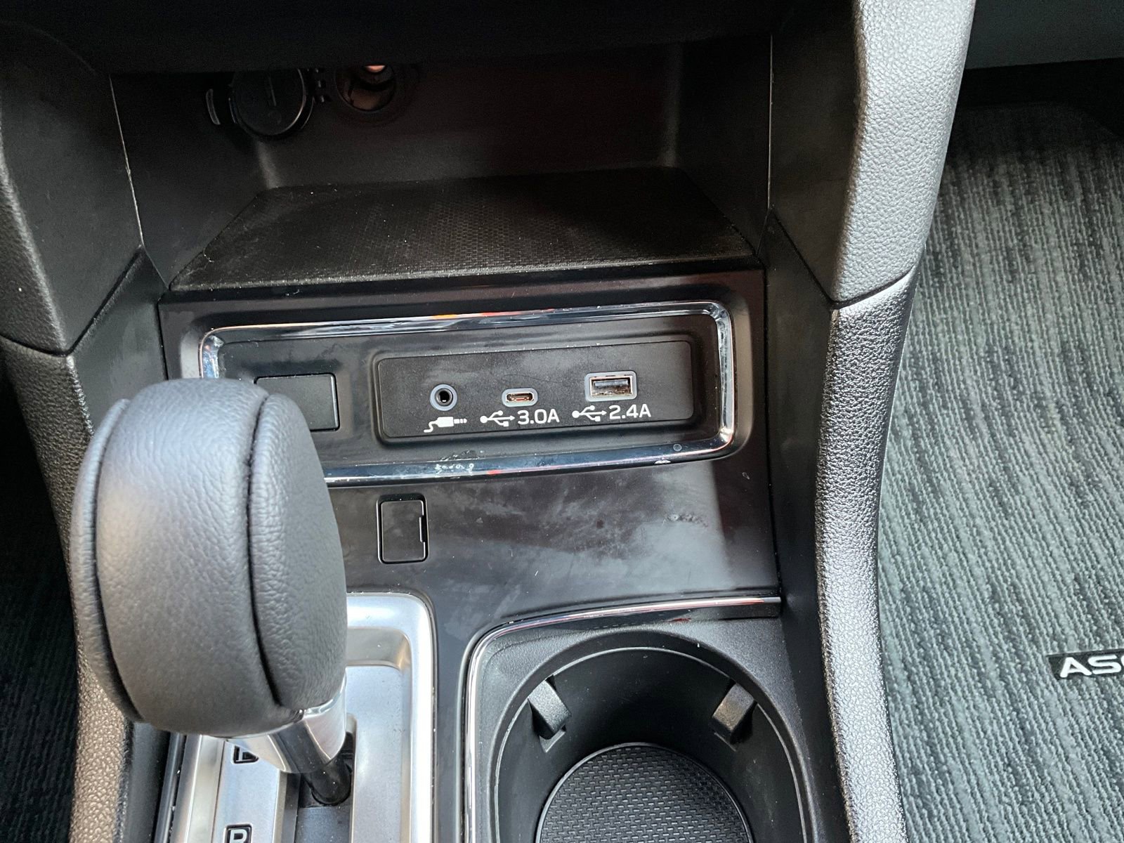 Certified 2025 Subaru Ascent Premium image 24