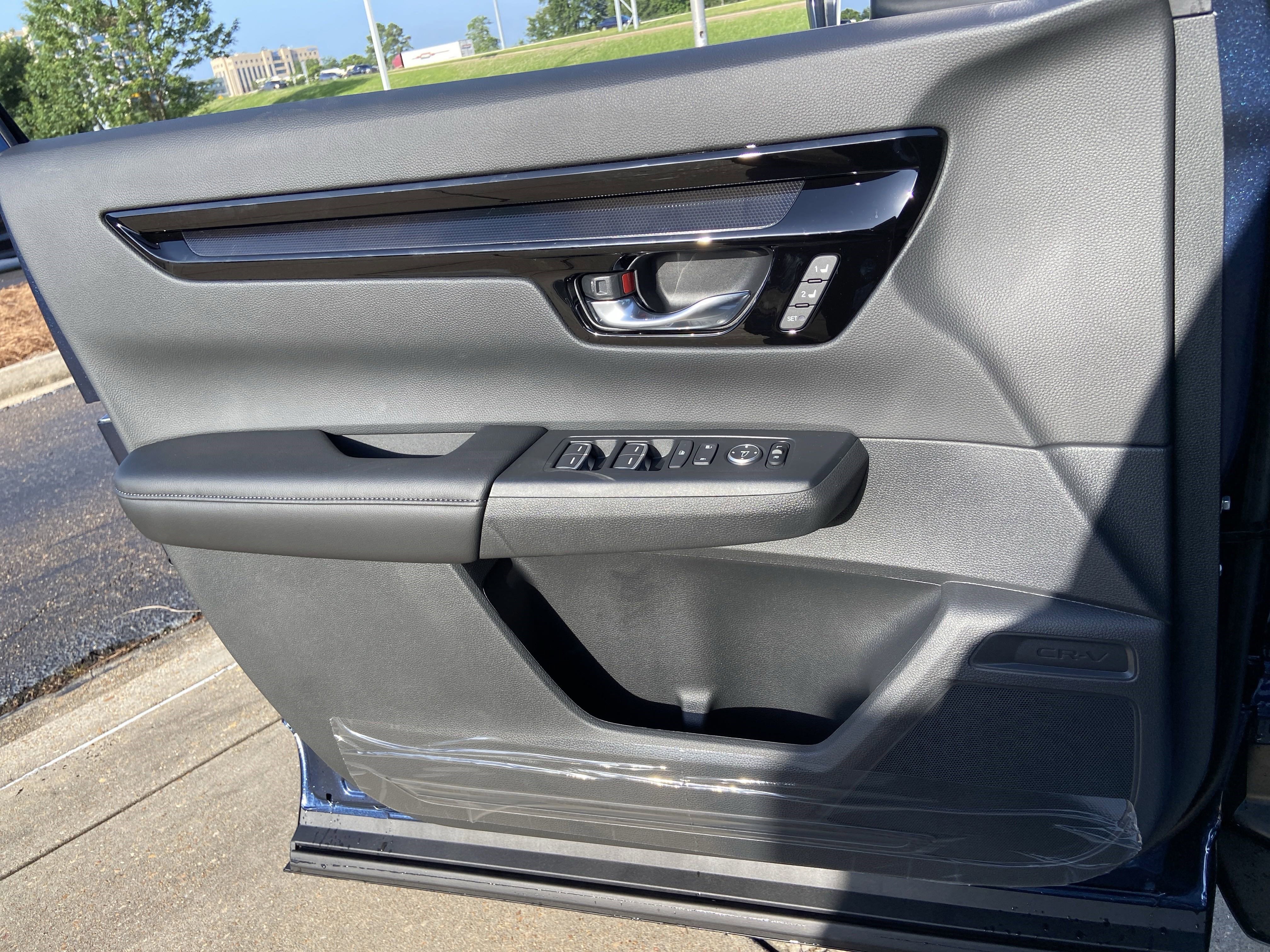 New 2026 Honda CR-V EX-L image 30