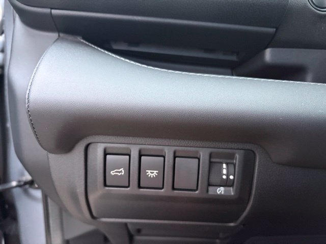 Used 2025 Subaru Ascent Limited AWD/4WD image 8