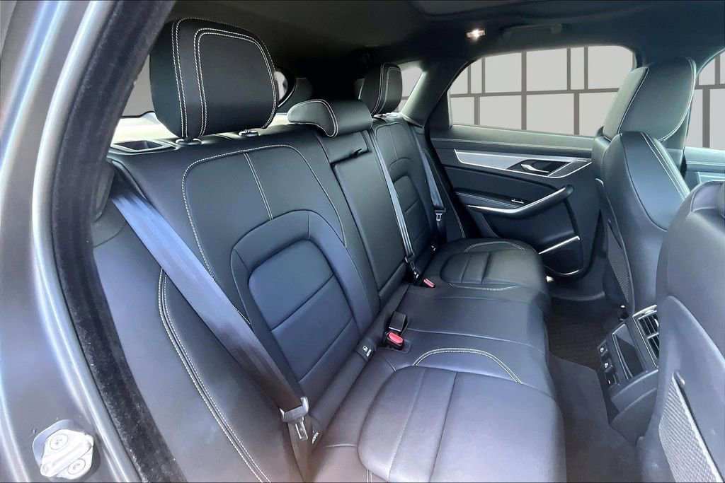 Used 2026 Jaguar F-PACE R-Dynamic S AWD/4WD image 28