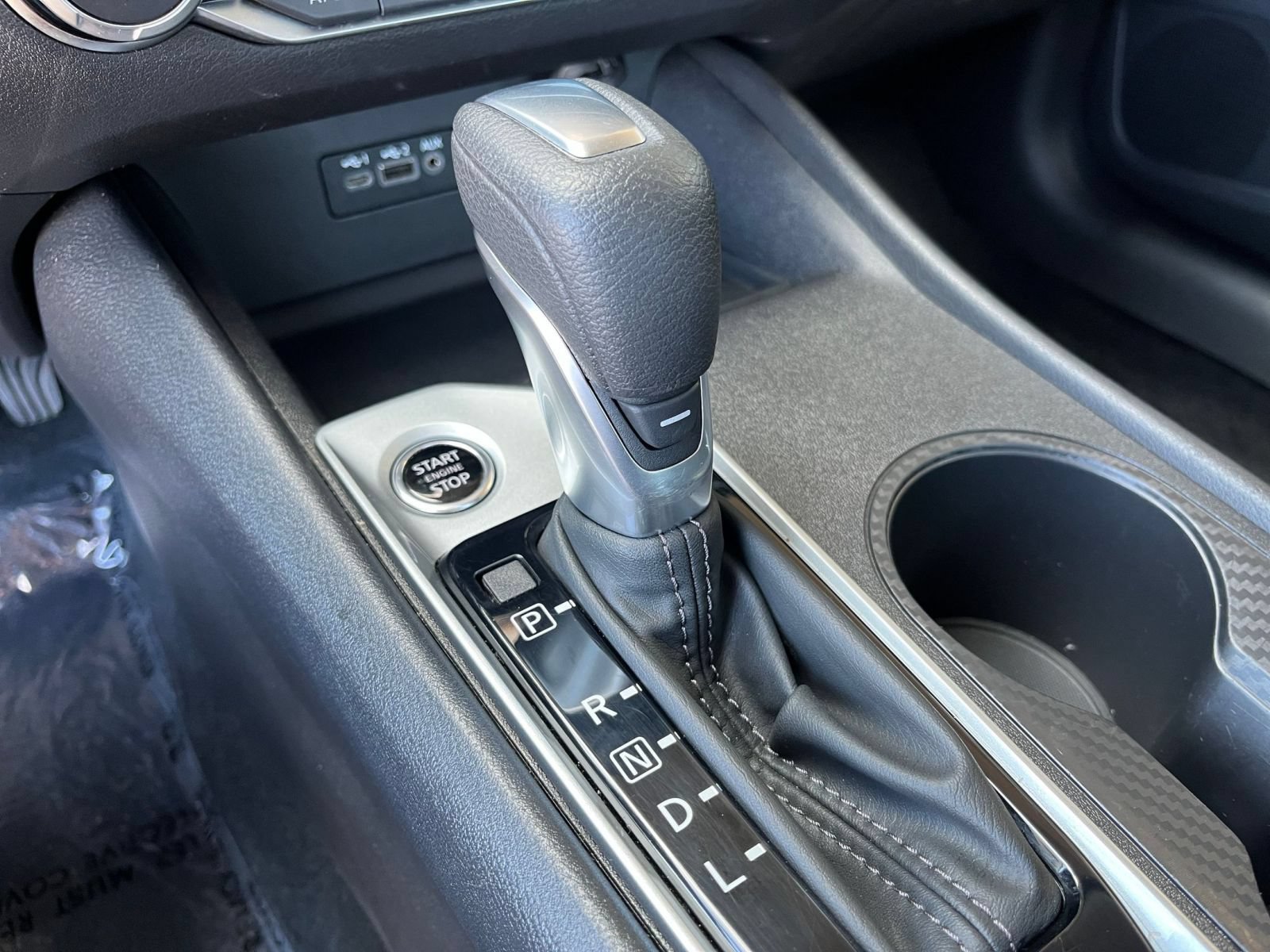 Used 2025 Nissan Altima 2.5 SV FWD image 42