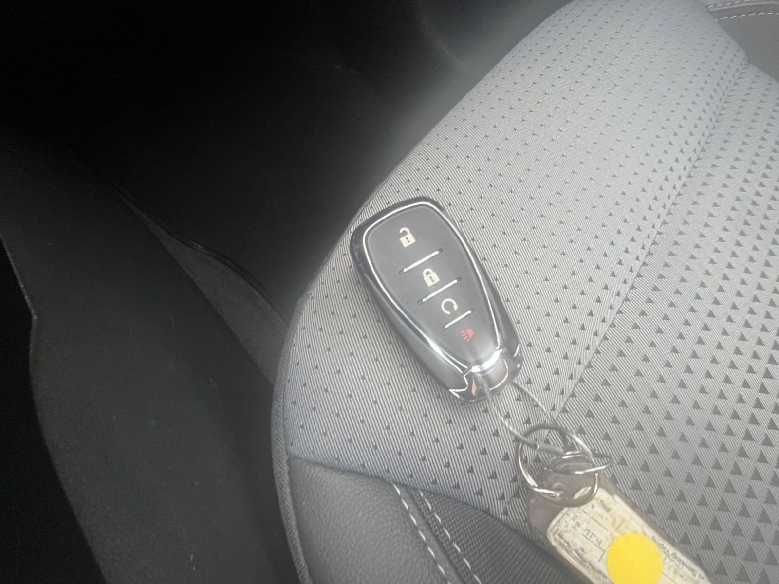 Used 2025 Chevrolet Trax LT FWD image 22