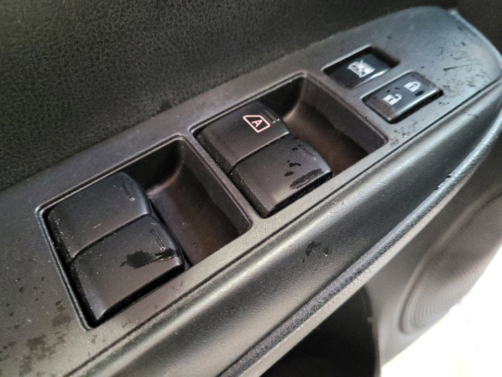 Used 2019 Nissan Versa Note SV image 27