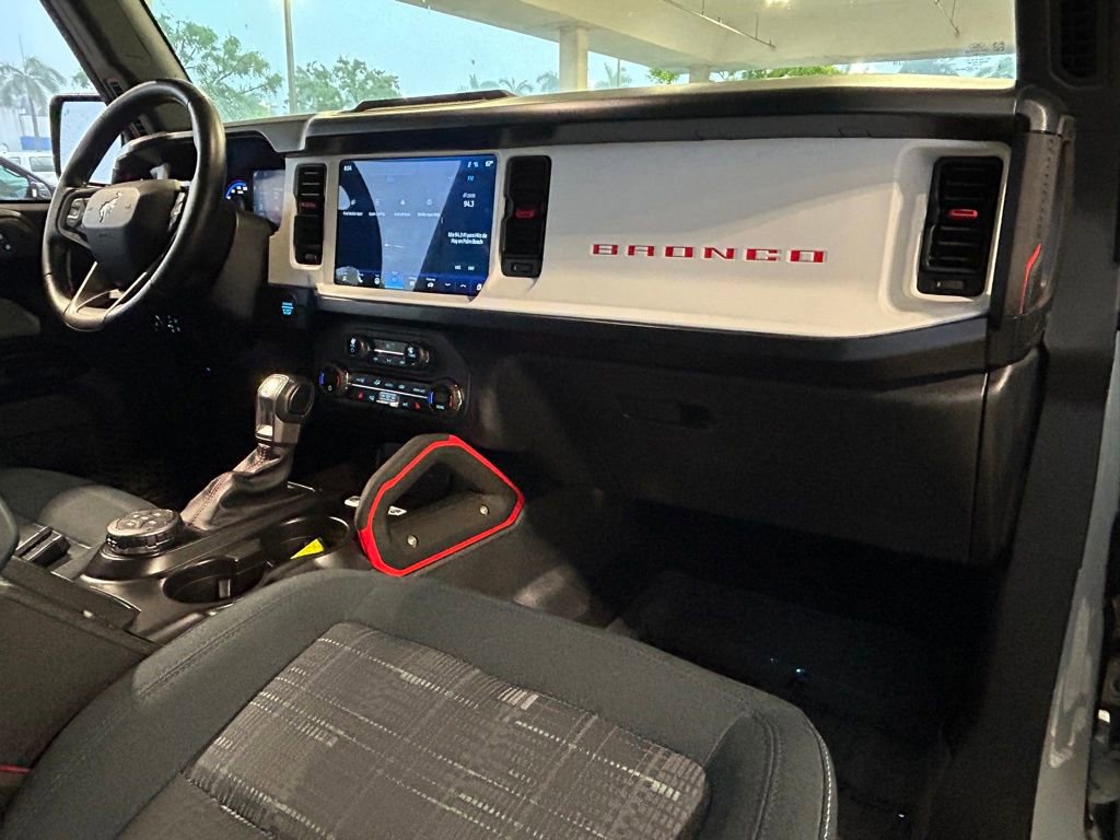 Used 2024 Ford Bronco Heritage Edition image 28