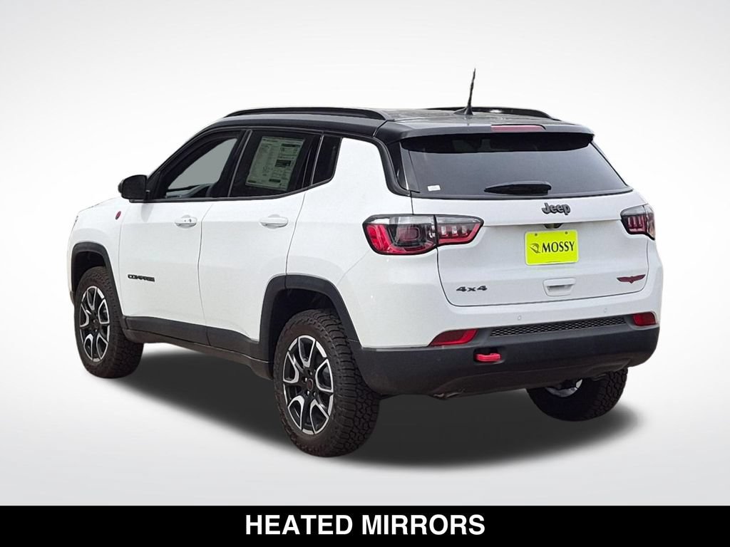New 2026 Jeep Compass Trailhawk w/ Sun, Sound & Navigation Group AWD/4WD image 7