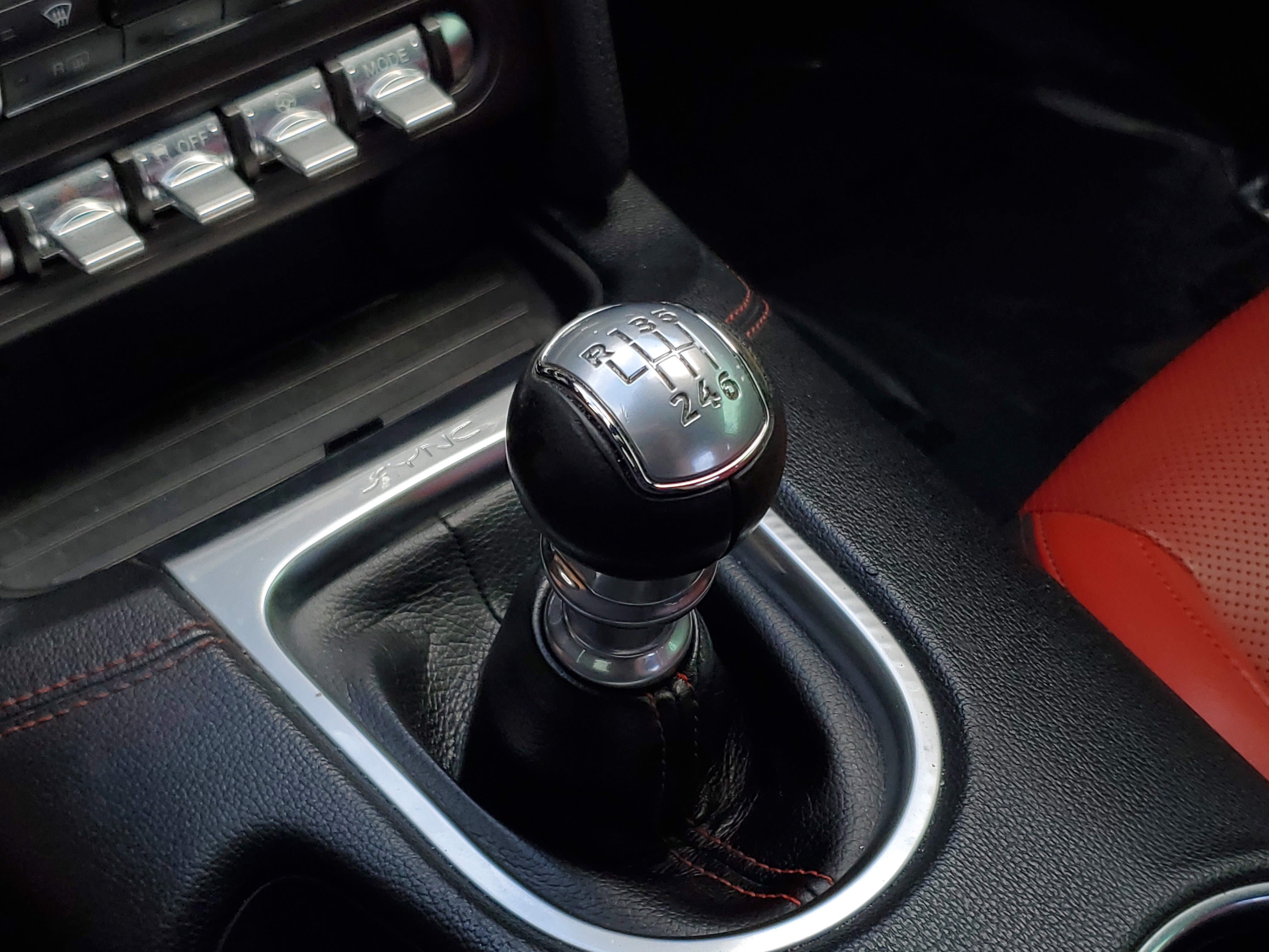 Used 2019 Ford Mustang GT Premium w/ Equipment Group 401A image 27