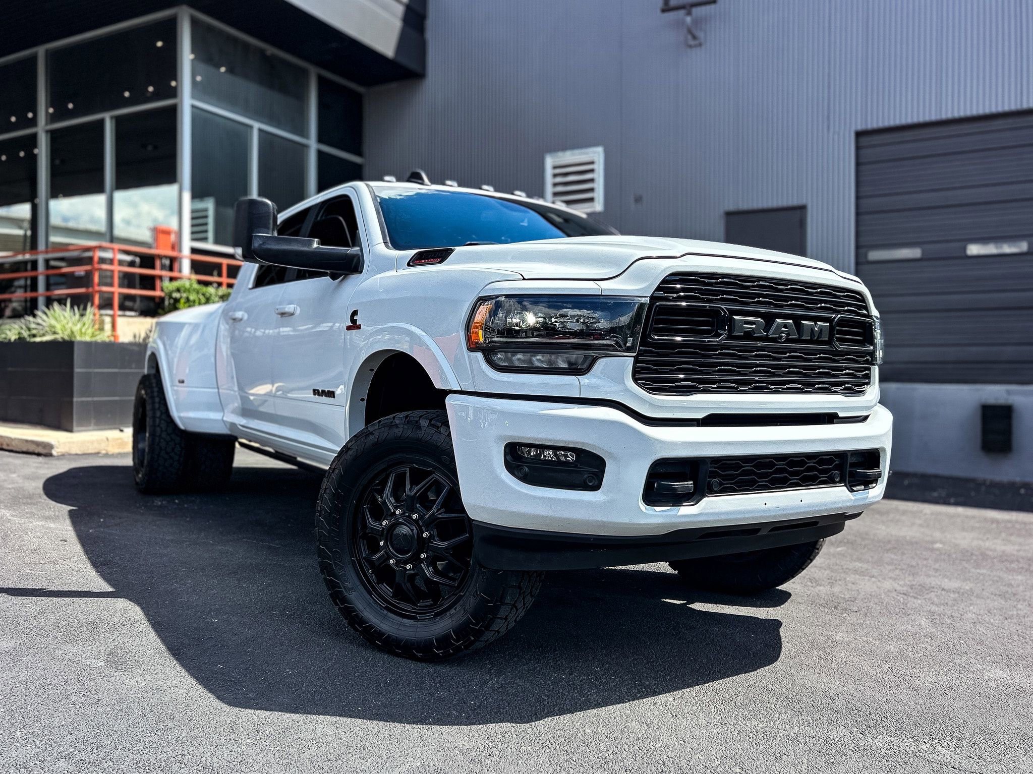 Used 2022 RAM 3500 Limited w/ Max Tow Package