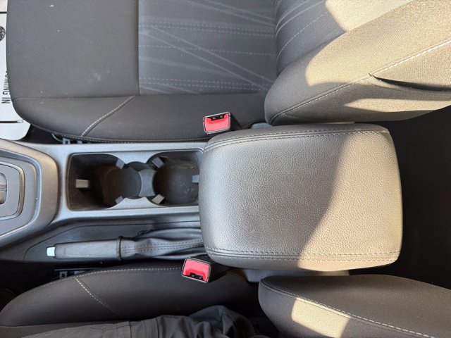 Used 2018 Ford Focus SE FWD image 31