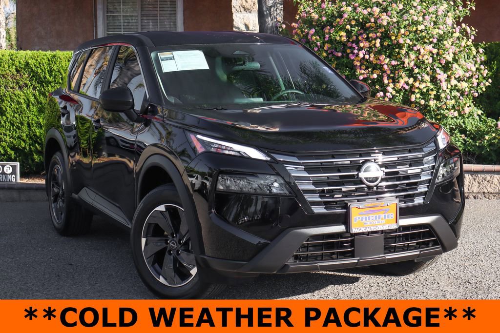 Used 2026 Nissan Rogue SV w/ Cold Weather Package image 2