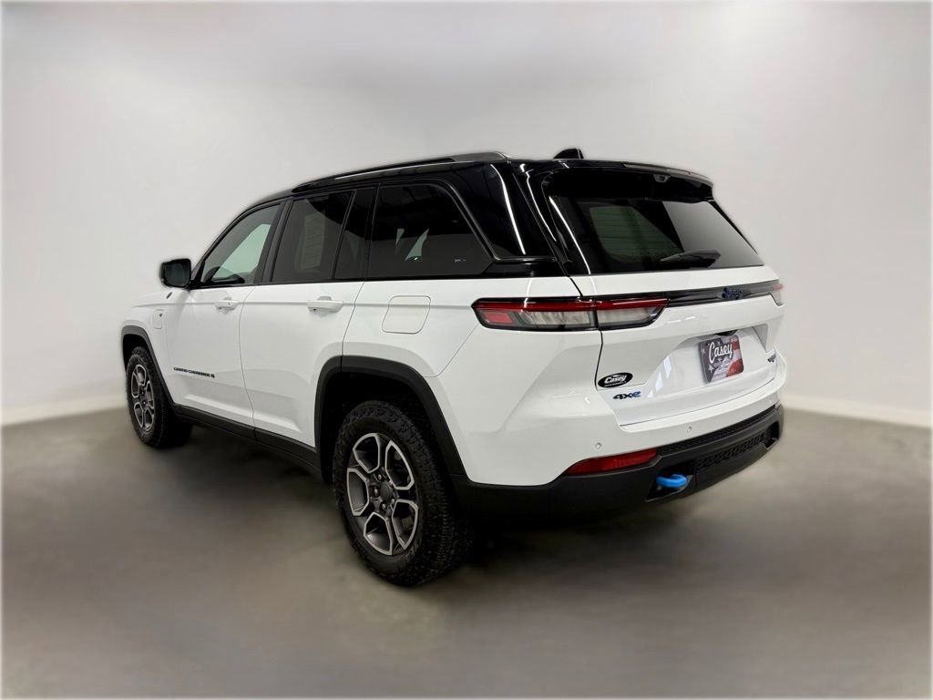Used 2023 Jeep Grand Cherokee Trailhawk w/ Advanced Protech Group II image 11
