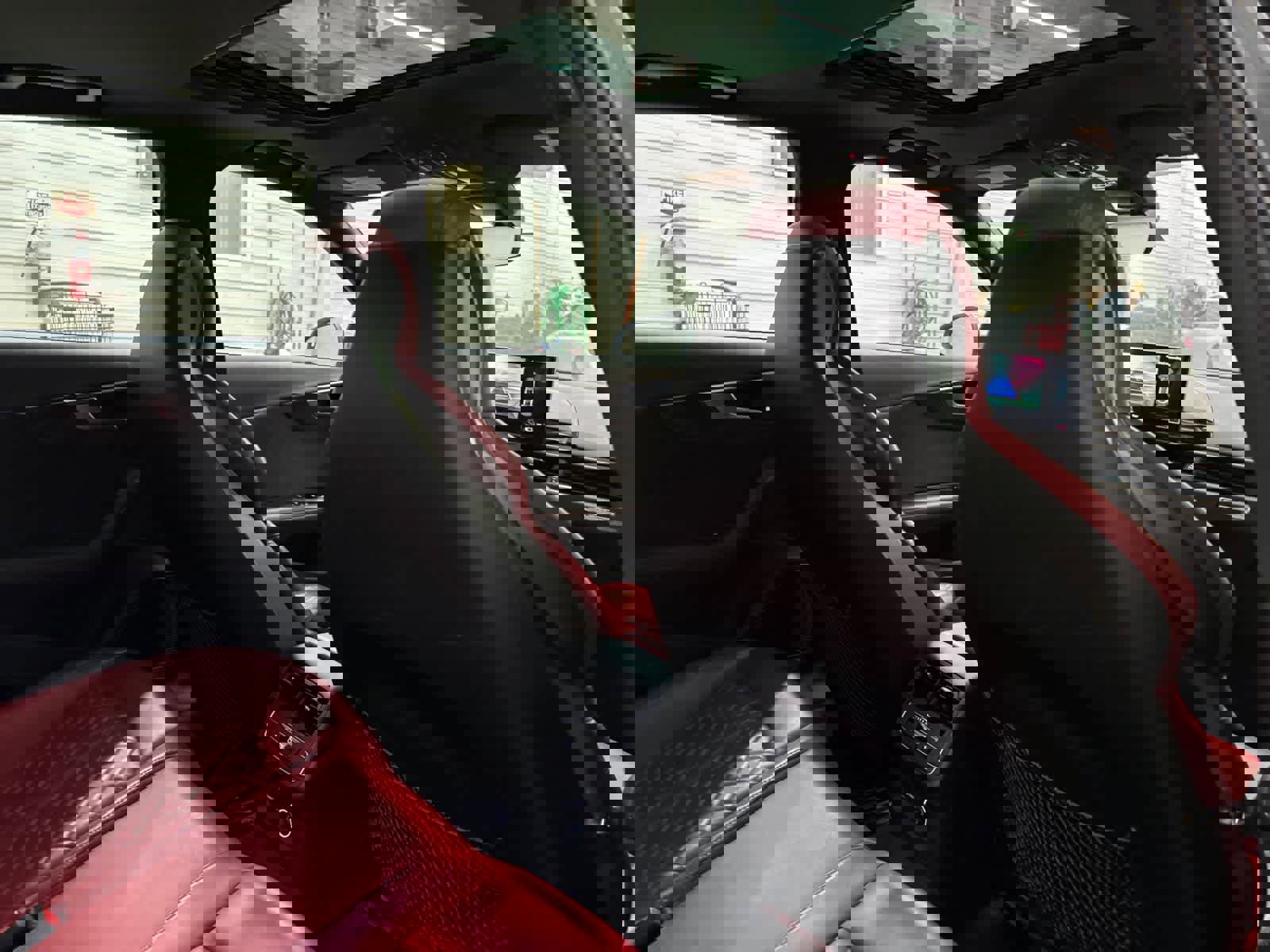 Used 2020 Audi S4 Premium Plus w/ Premium Plus Package image 31