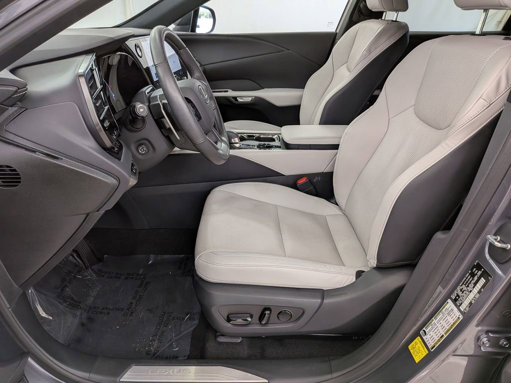 Used 2023 Lexus RX 350 Premium Plus w/ Cold Area Package AWD/4WD image 15