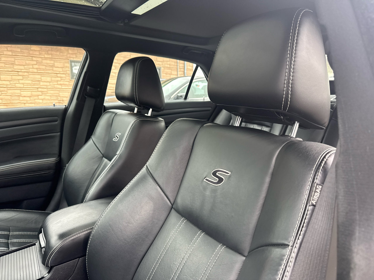 Used 2016 Chrysler 300 S w/ 300S Premium Group image 25