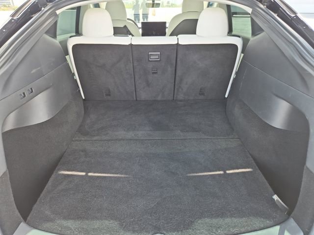 Used 2020 Tesla Model Y Performance image 12