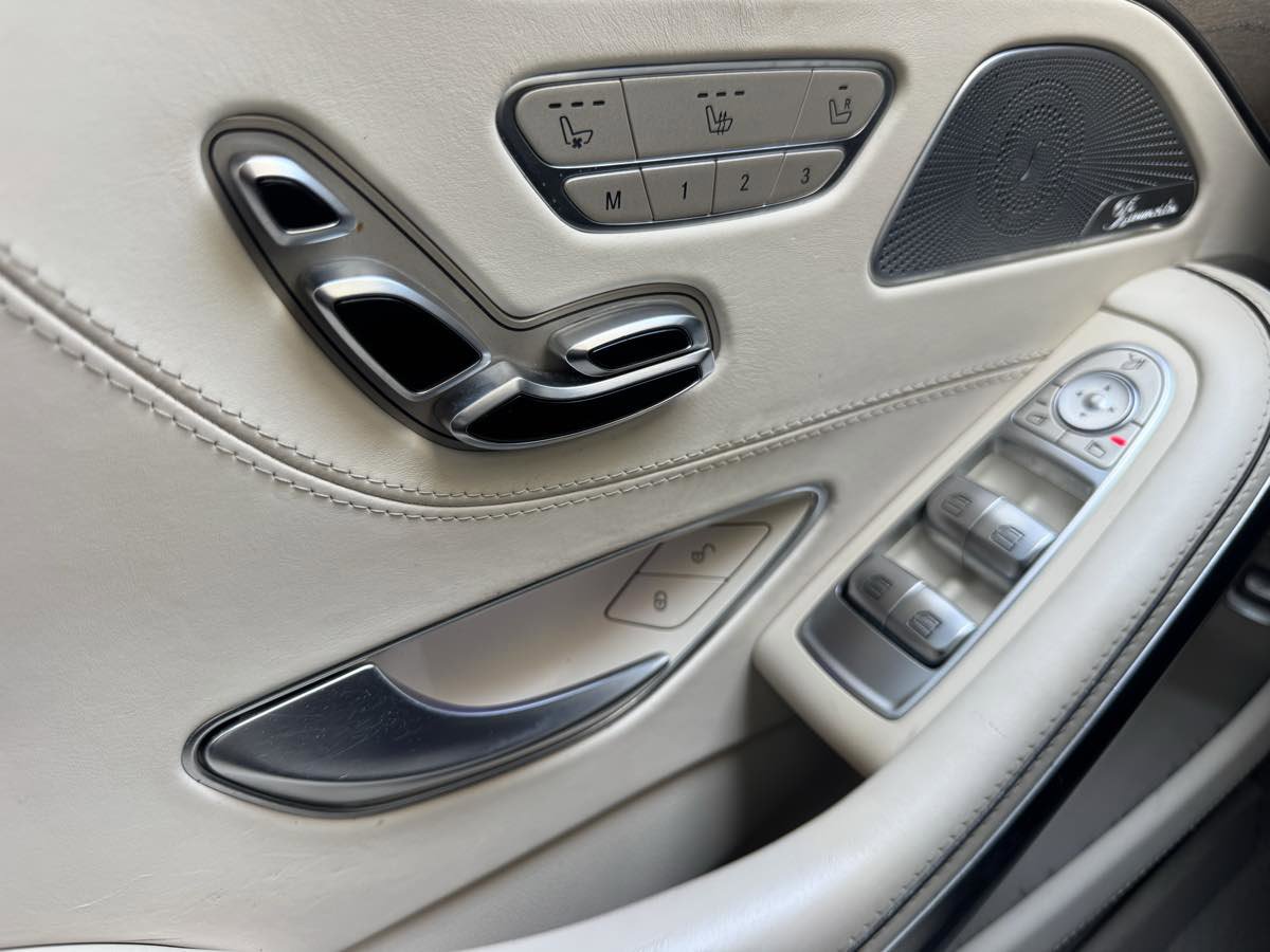 Used 2019 Mercedes-Benz S 560 4MATIC Coupe image 28