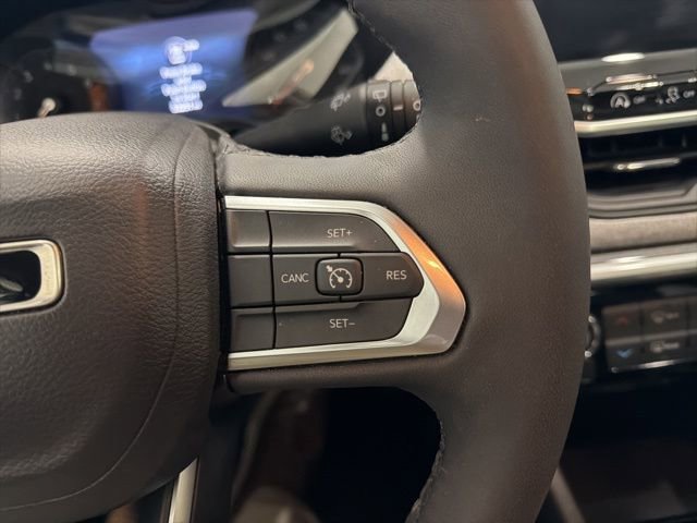 Used 2023 Jeep Compass Latitude w/ Sun and Sound Group image 29