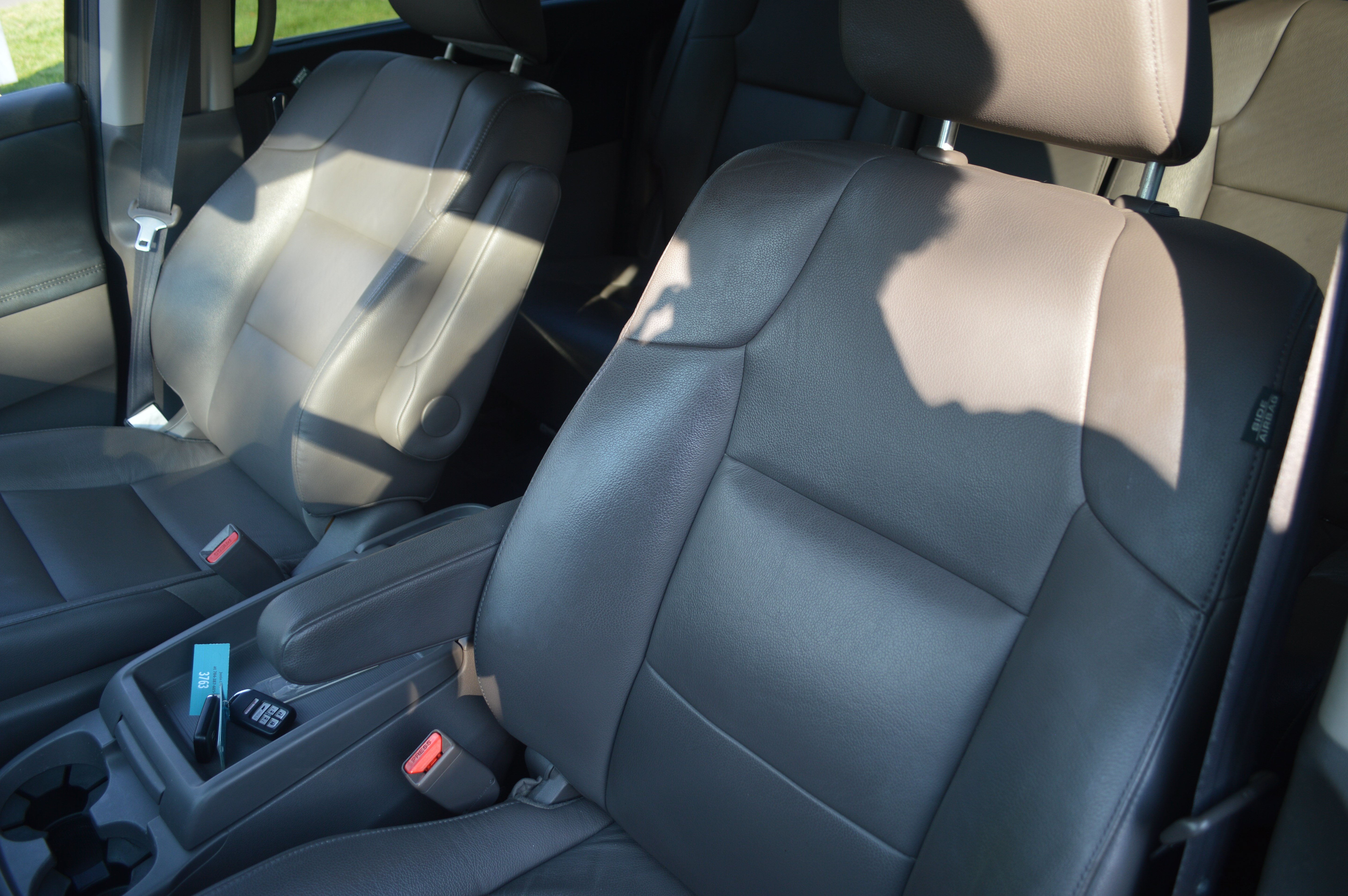 Used 2016 Honda Odyssey Touring Elite image 26
