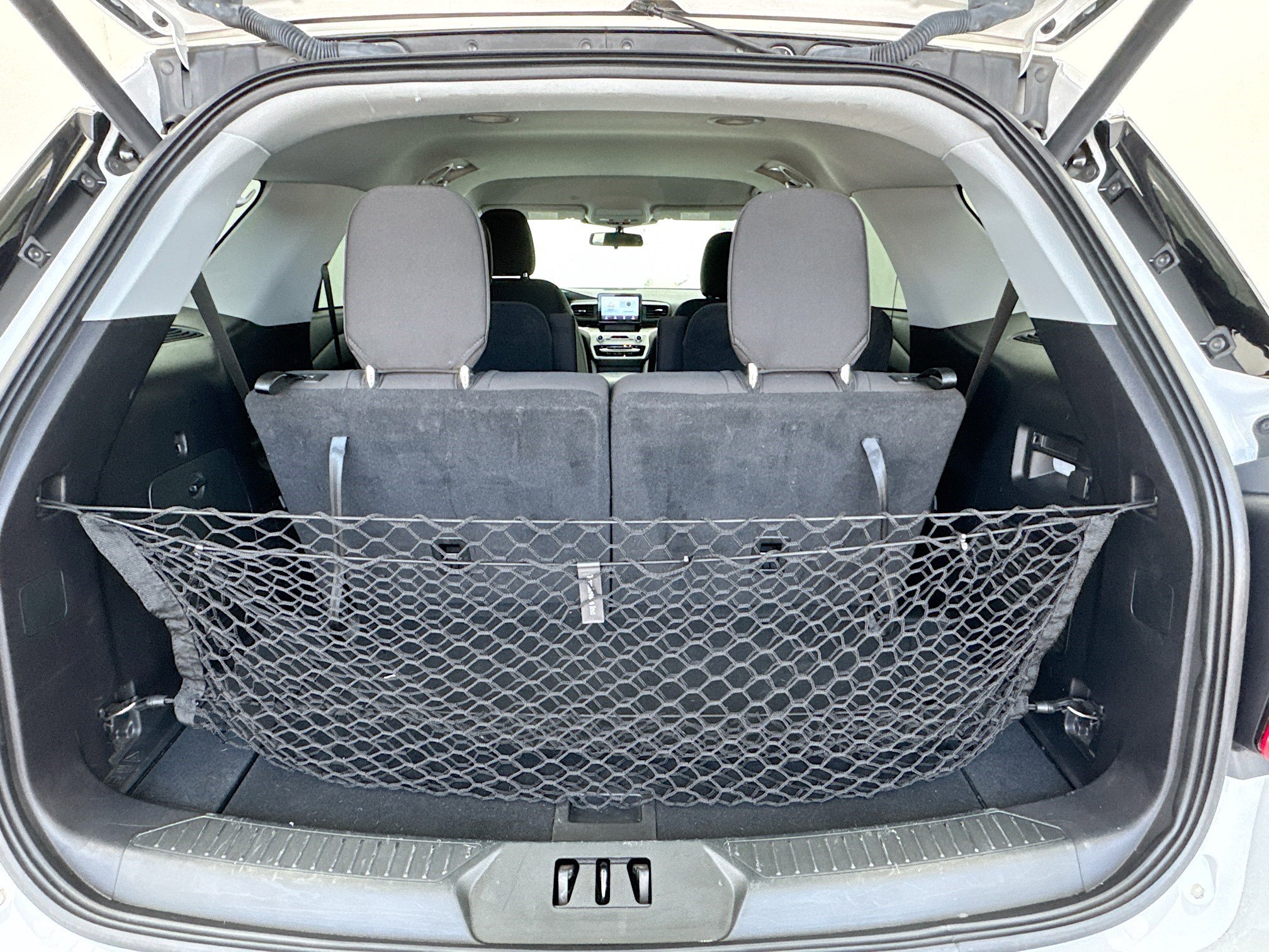 Used 2021 Ford Explorer XLT image 17