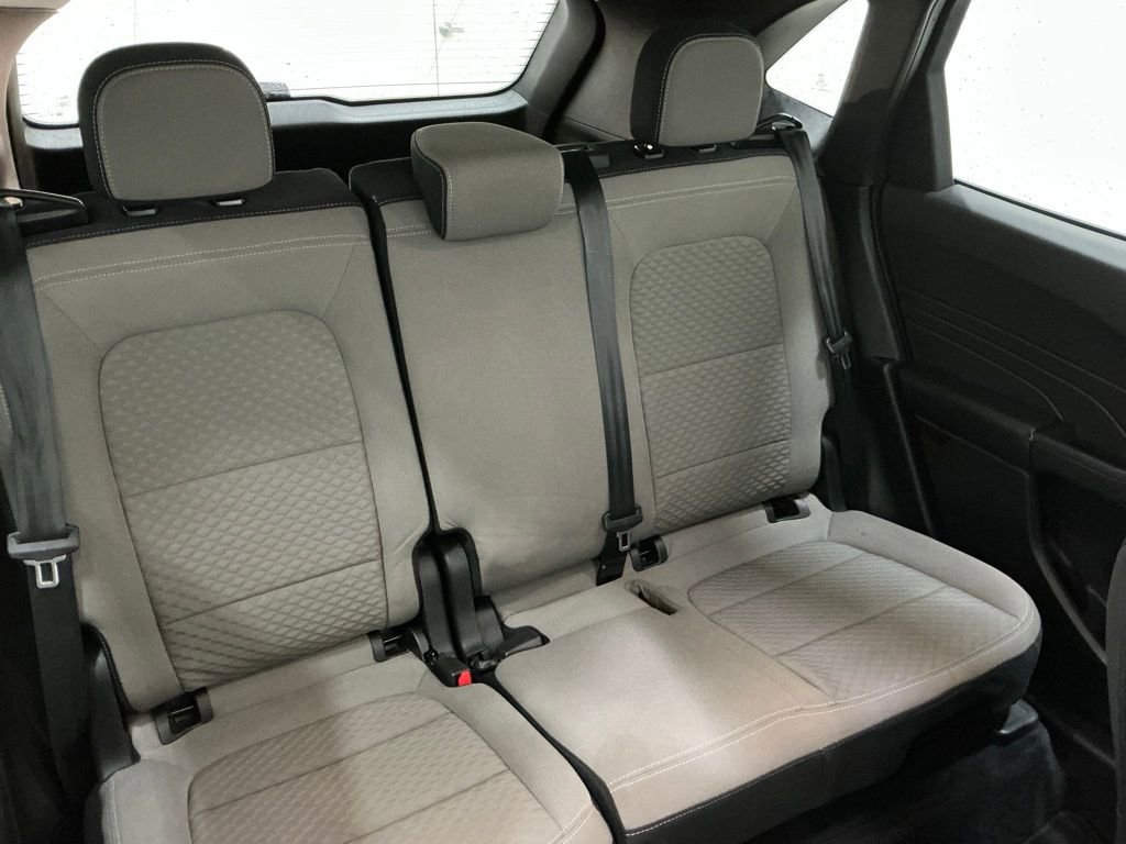 Used 2022 Ford Escape SE image 25