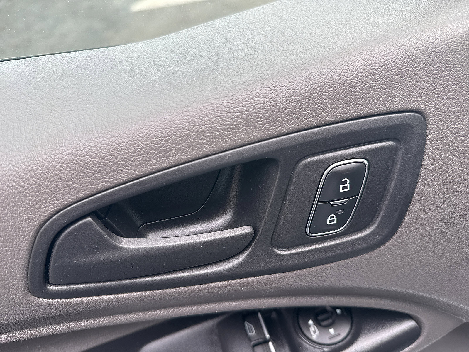 Used 2022 Ford Transit Connect XL w/ CNG/LPG Engine Prep Package image 31