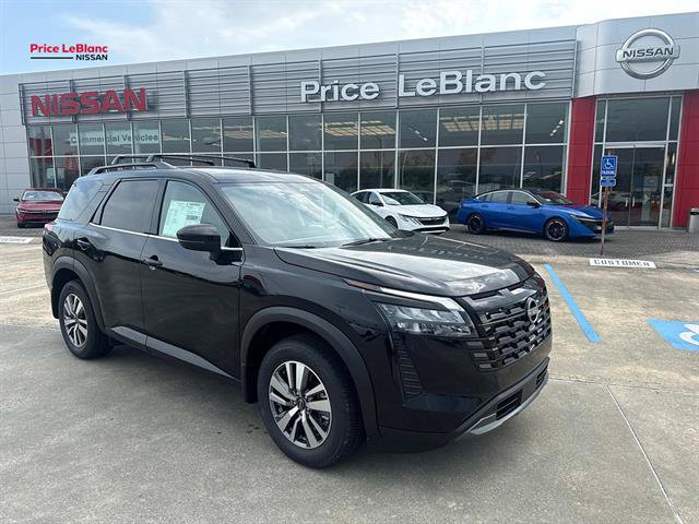 New 2026 Nissan Pathfinder SL FWD image 1