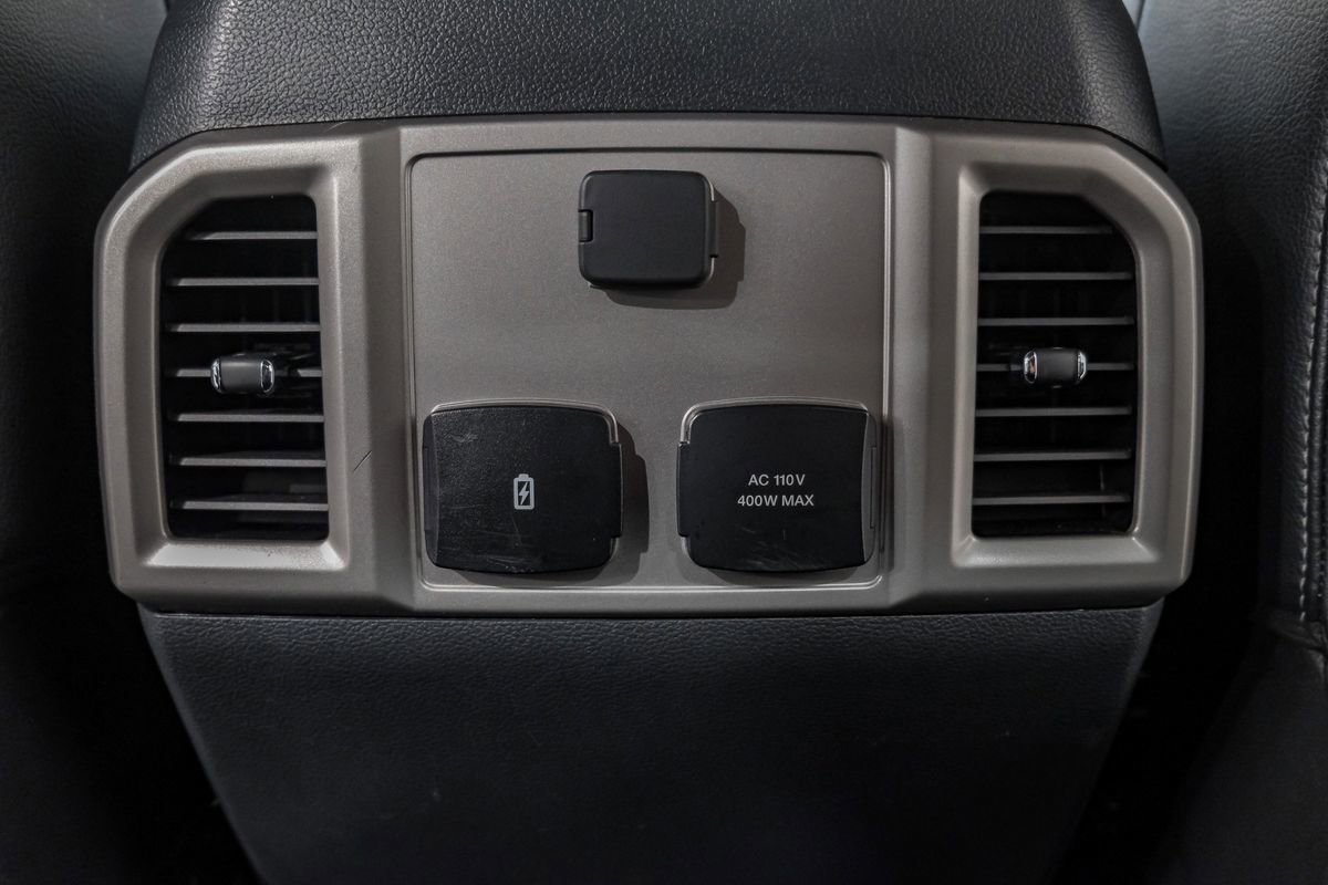 Used 2022 Ford F250 Lariat w/ Lariat Ultimate Package image 39