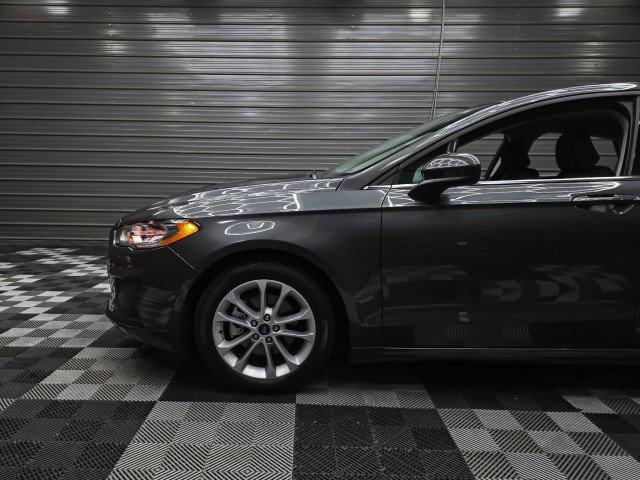 Used 2020 Ford Fusion SE FWD image 37