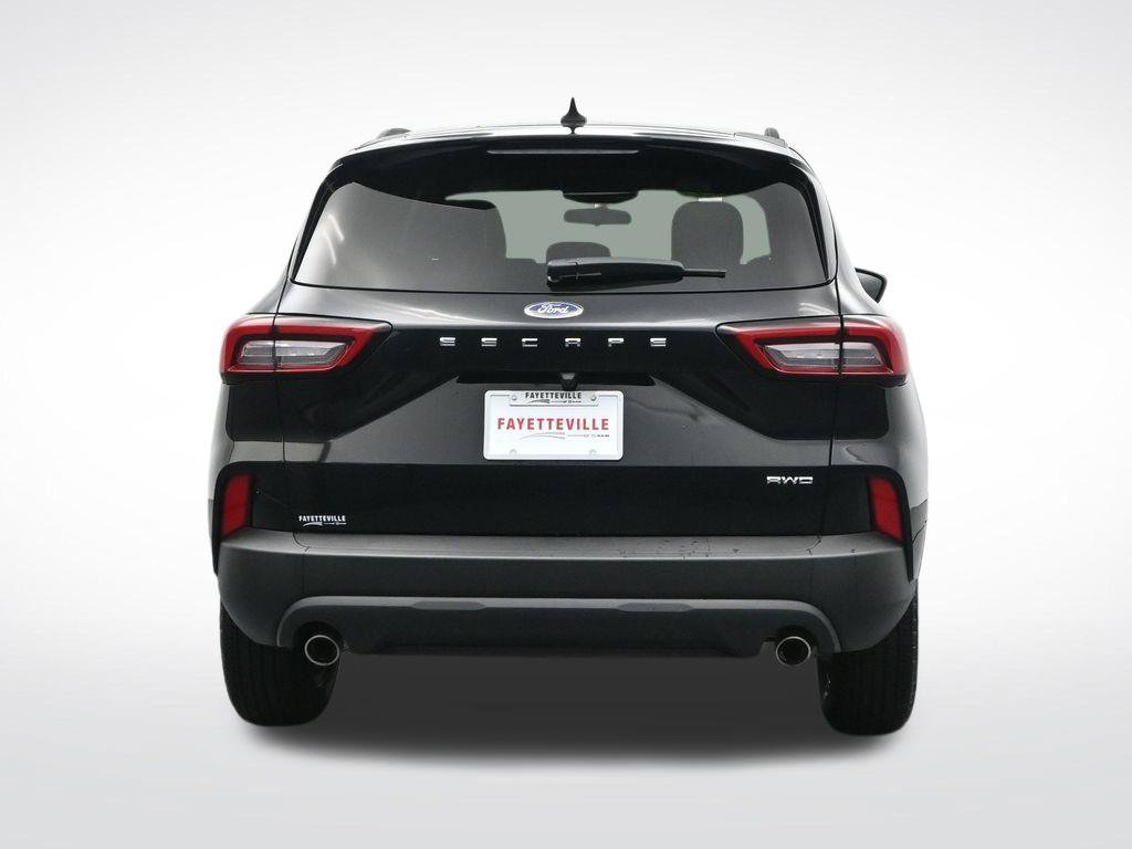 Used 2025 Ford Escape ST-Line AWD/4WD image 7