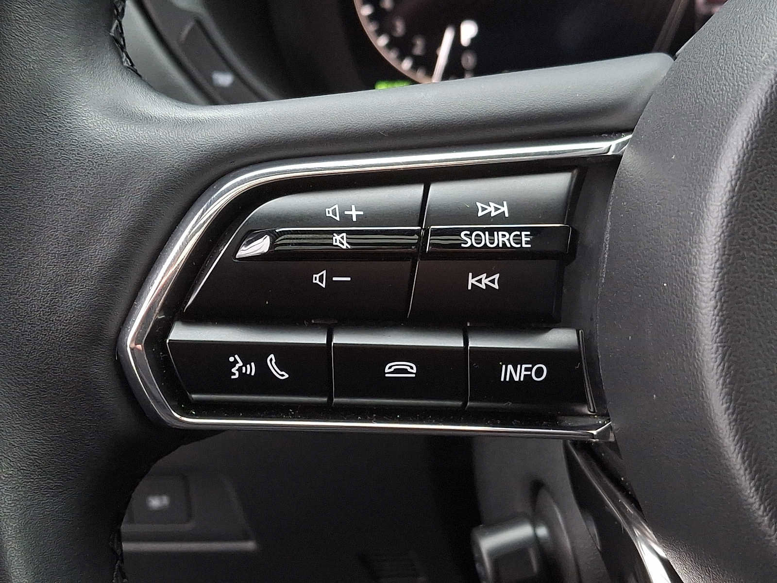 Used 2024 MAZDA CX-90 3.3 Turbo S w/ Premium Package image 18