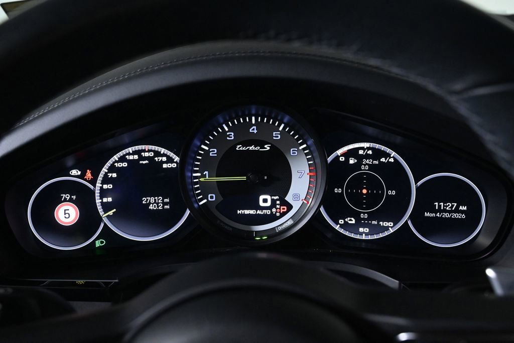 Certified 2022 Porsche Cayenne Turbo S AWD/4WD image 13