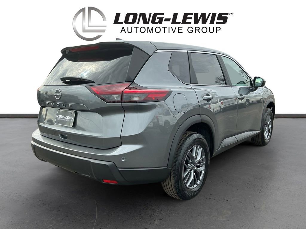 Used 2026 Nissan Rogue SV image 7