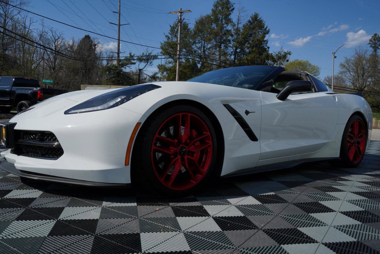 Used 2016 Chevrolet Corvette Stingray Coupe w/ 3LT Preferred Equipment Group RWD image 13