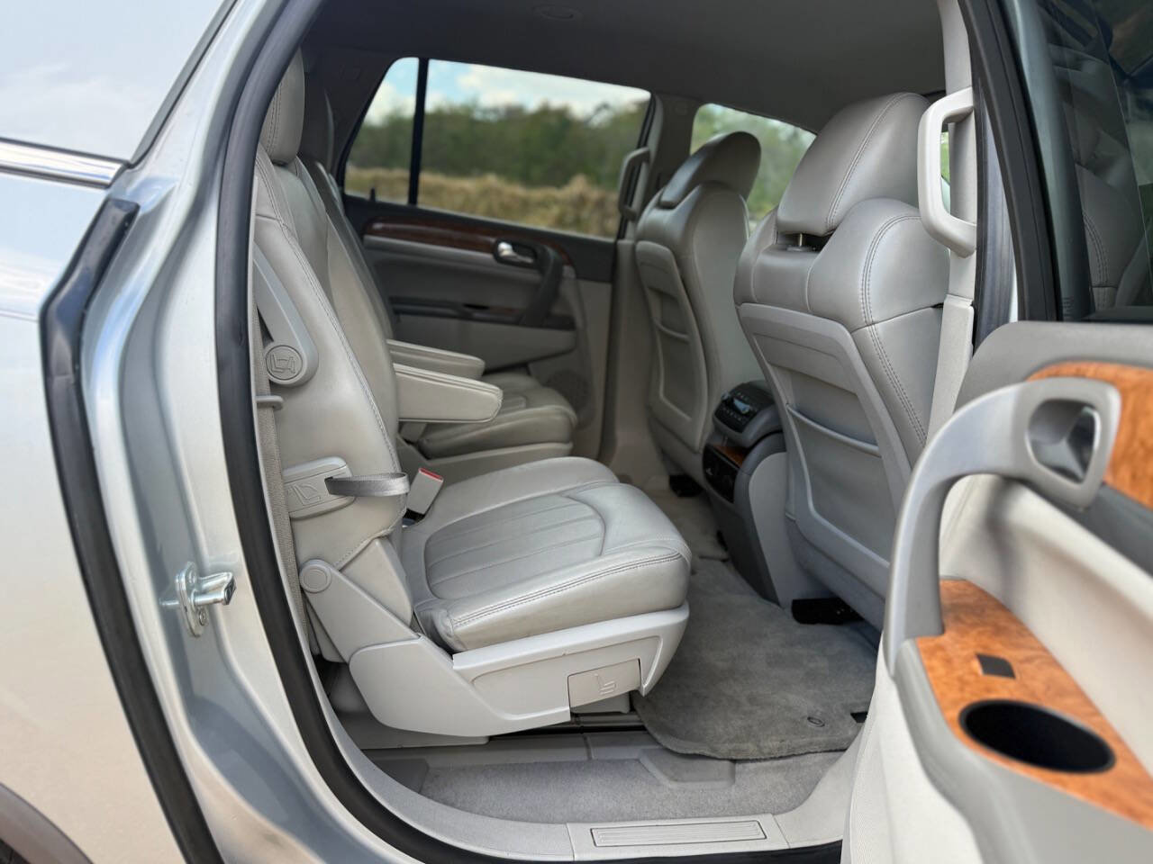 Used 2012 Buick Enclave Premium w/ LPO, Cargo Convenience Pkg FWD image 21