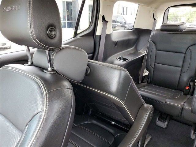 Used 2021 GMC Acadia Denali w/ Denali Technology Package image 57