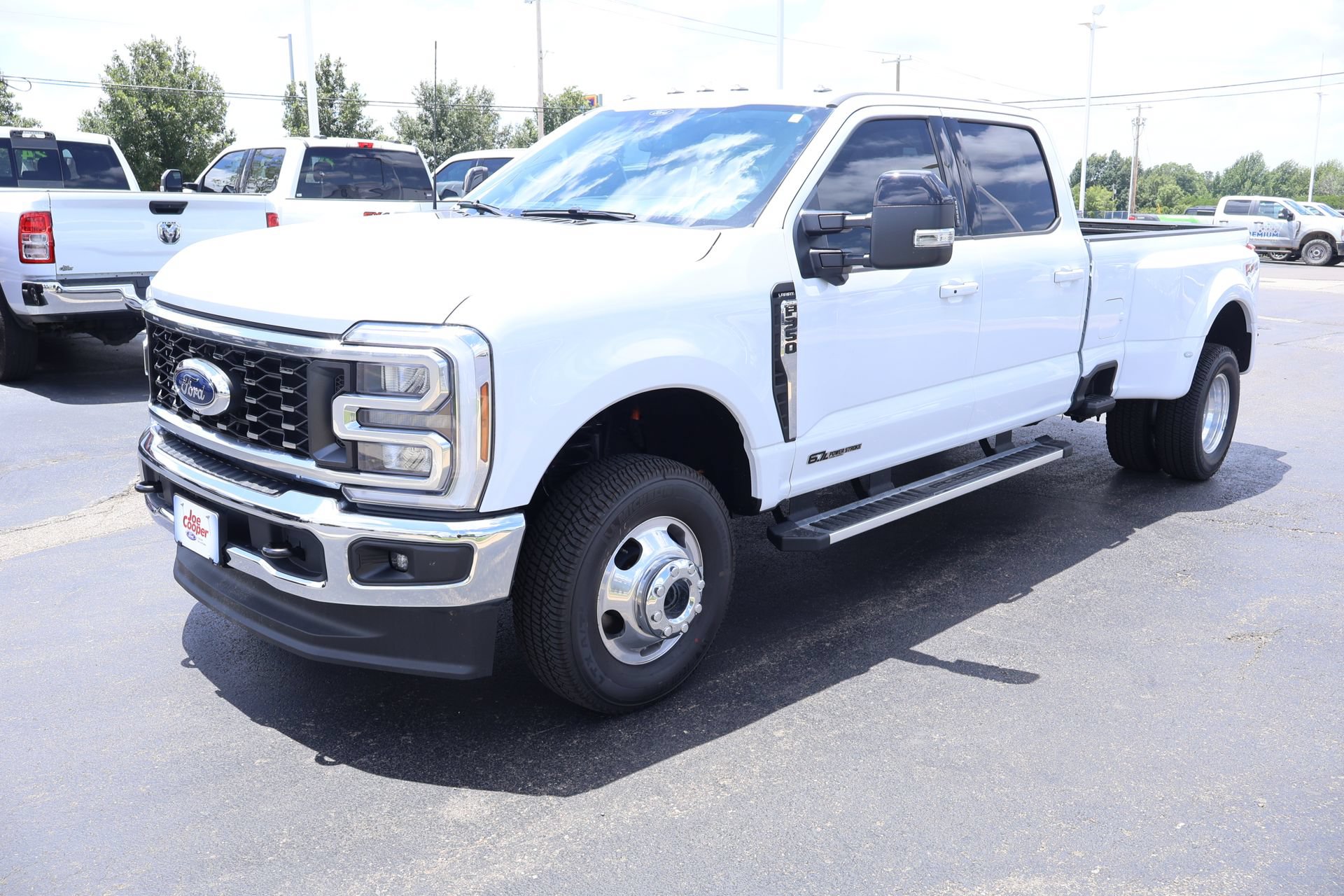 New 2026 Ford F350 Lariat w/ FX4 Off-Road Package AWD/4WD image 11
