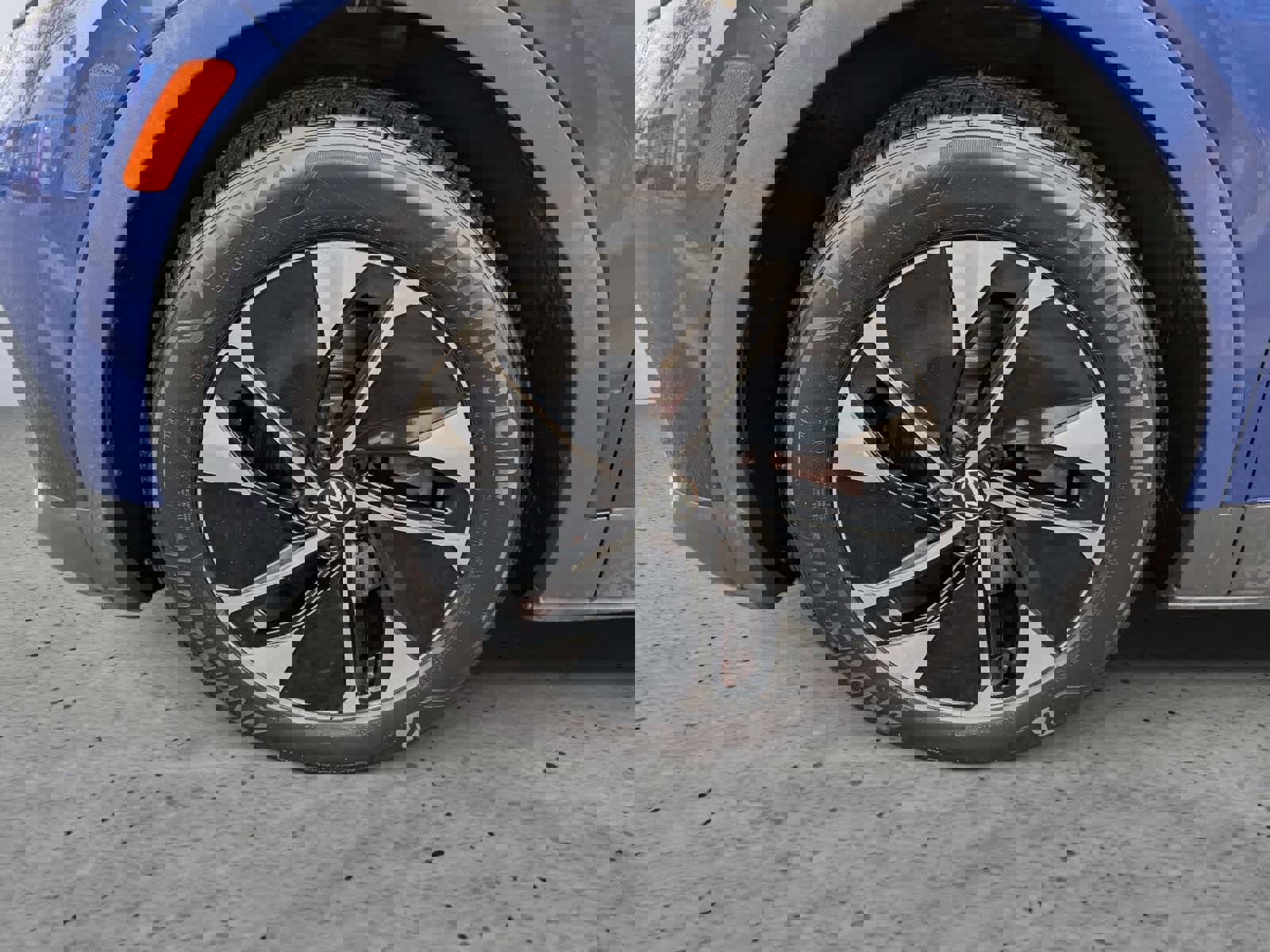 Used 2021 Volkswagen ID.4 Pro S image 7