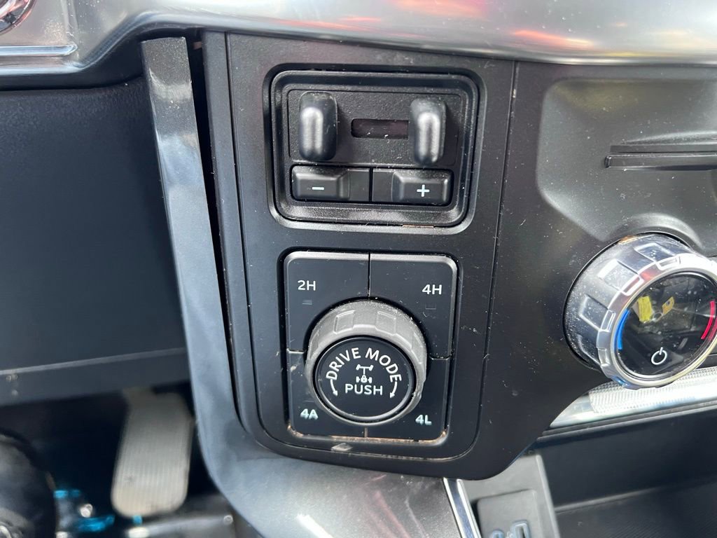 Used 2021 Ford F150 Lariat w/ Equipment Group 502A High image 32