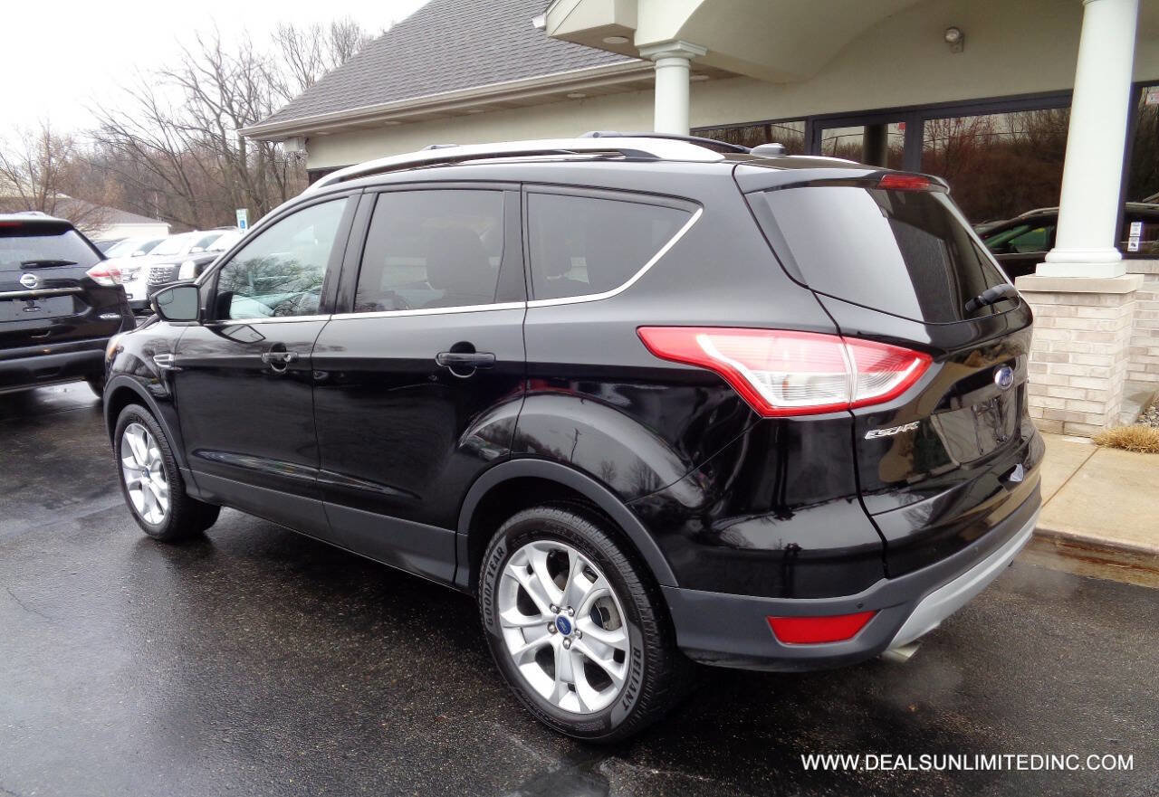 Used 2016 Ford Escape Titanium image 4