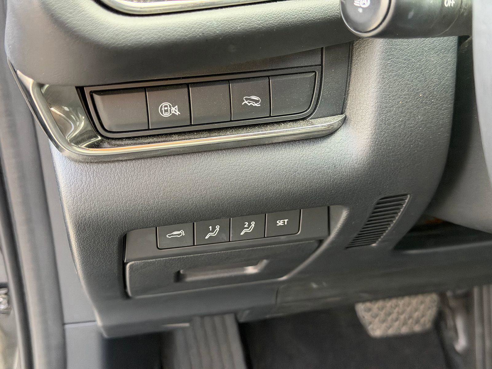 Used 2024 MAZDA CX-30 AWD 2.5 S w/ Premium Package image 8