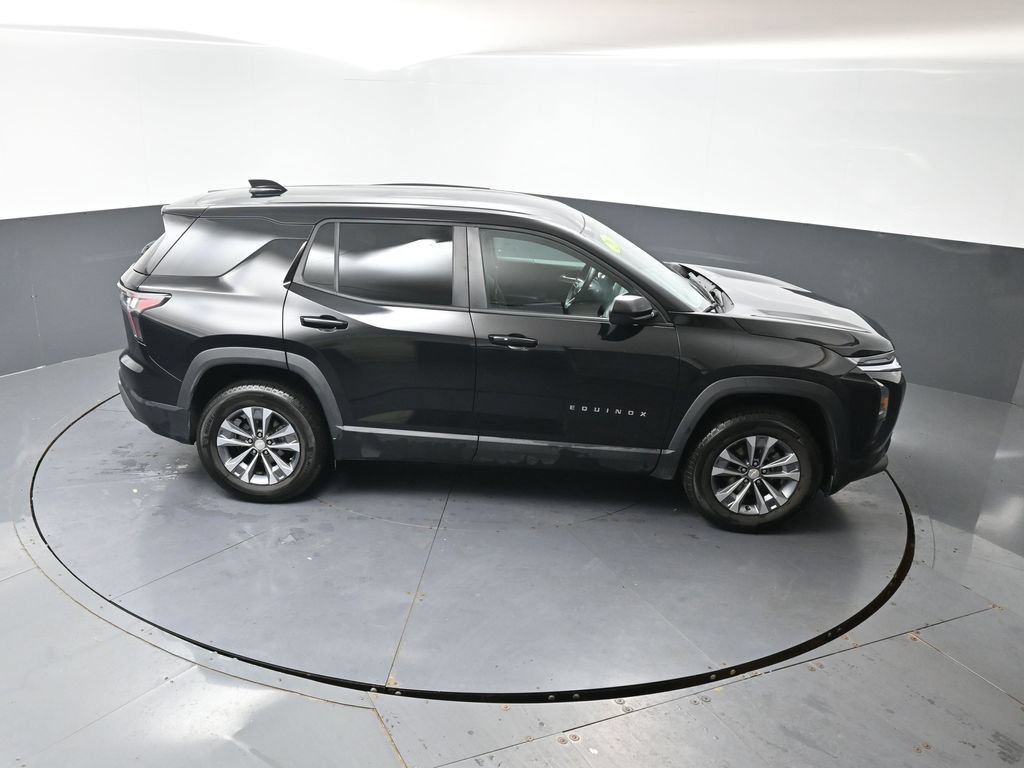 Used 2026 Chevrolet Equinox LT AWD/4WD image 42