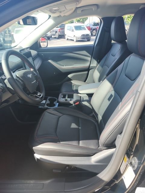 New 2025 Ford Mustang Mach-E Premium image 30