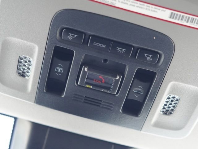 Used 2021 Toyota Camry XSE w/ Blackout Package (TMS) FWD image 36