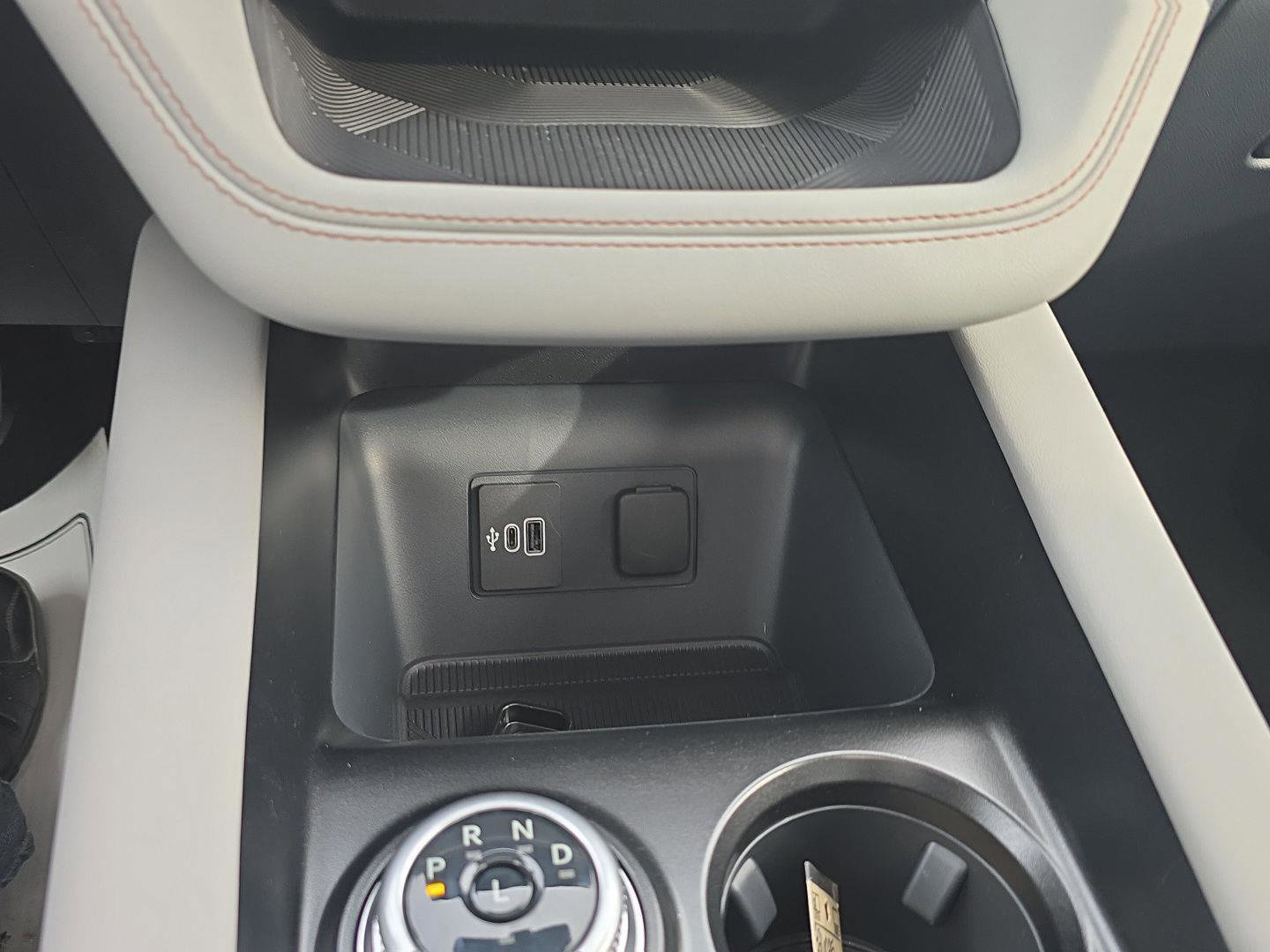 New 2026 Ford Explorer Active w/ Active Comfort Package image 25