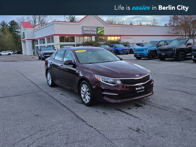 Used 2018 Kia Optima LX w/ 17" Alloy Wheels Package FWD image 1