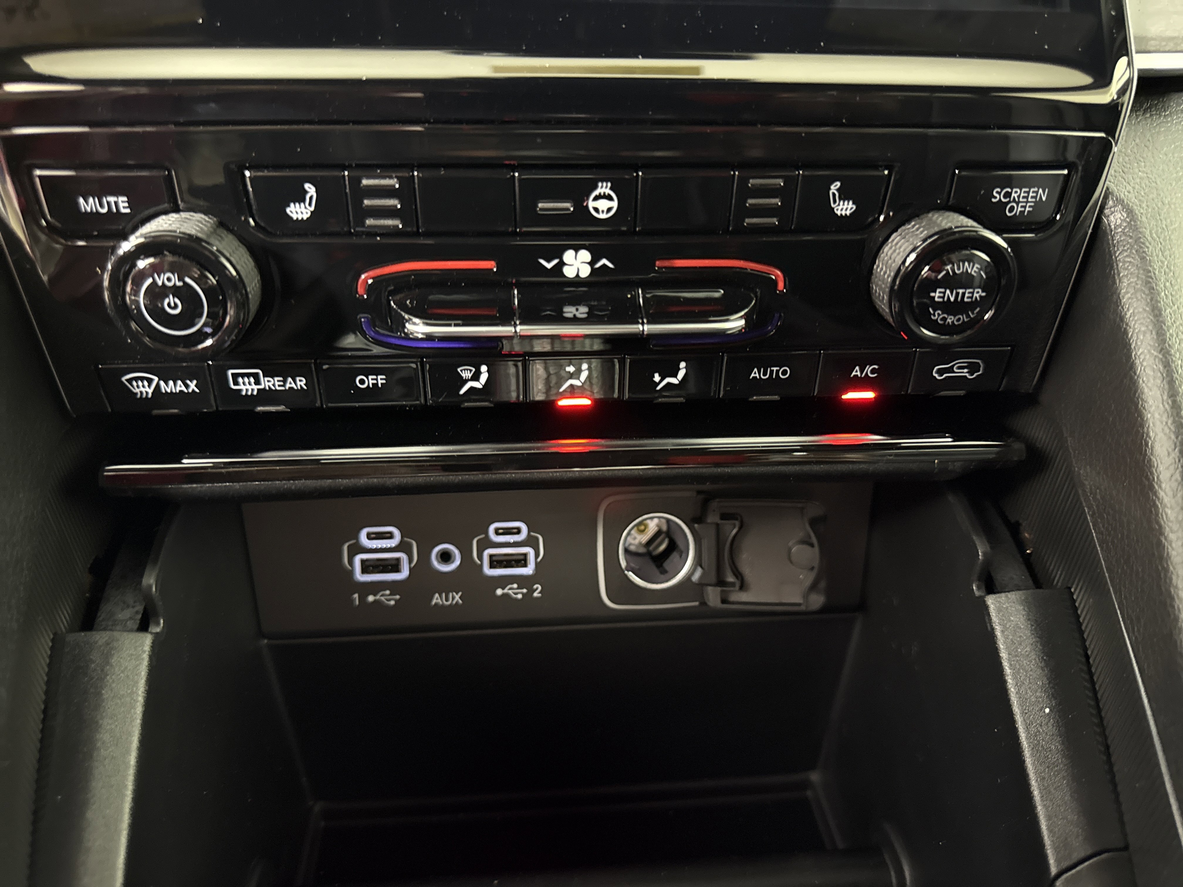 New 2025 Jeep Grand Cherokee Limited w/ Trailer Tow Package image 18